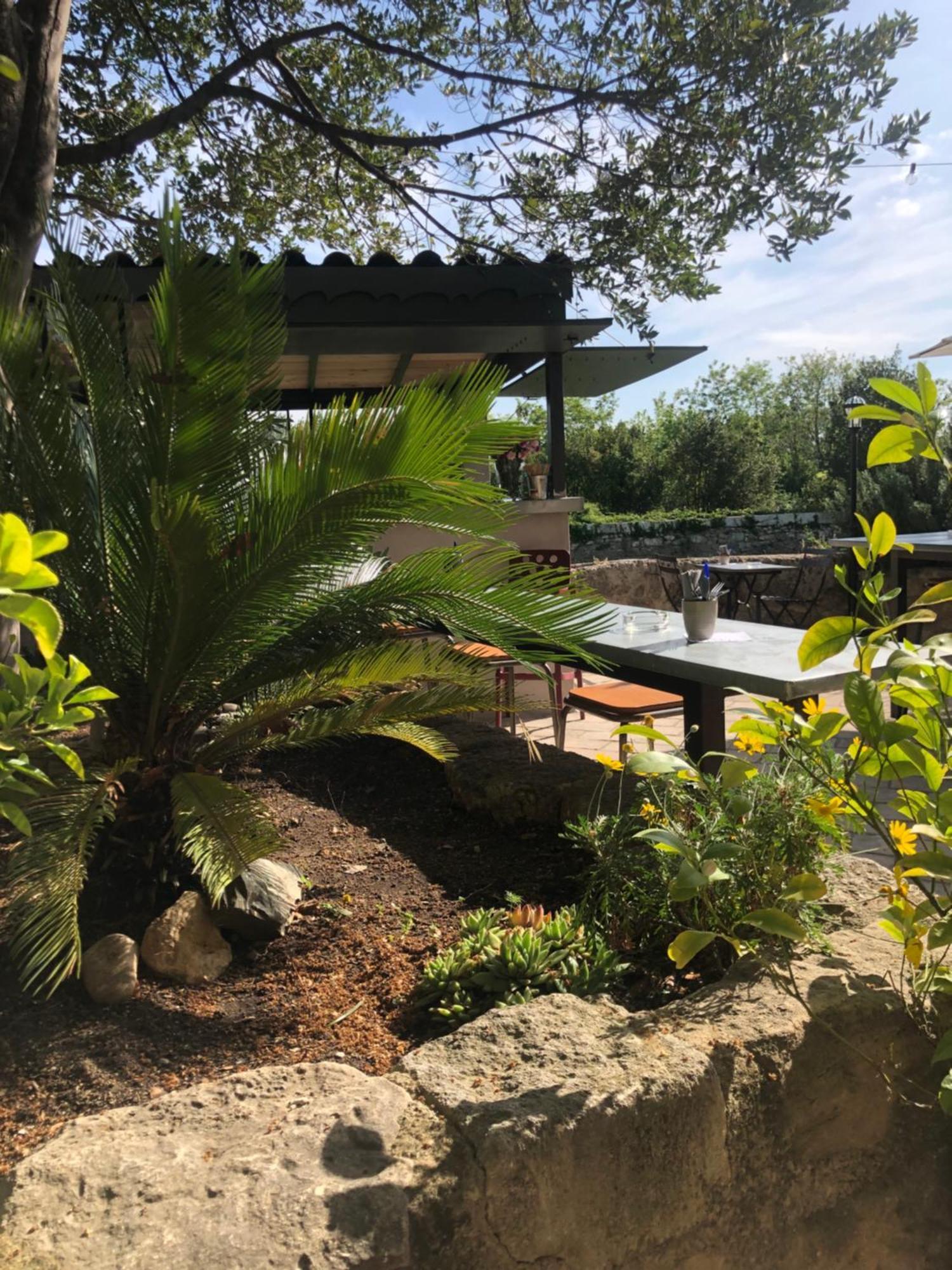 Au Bout Du Pre Hotell Pézenas Exteriör bild